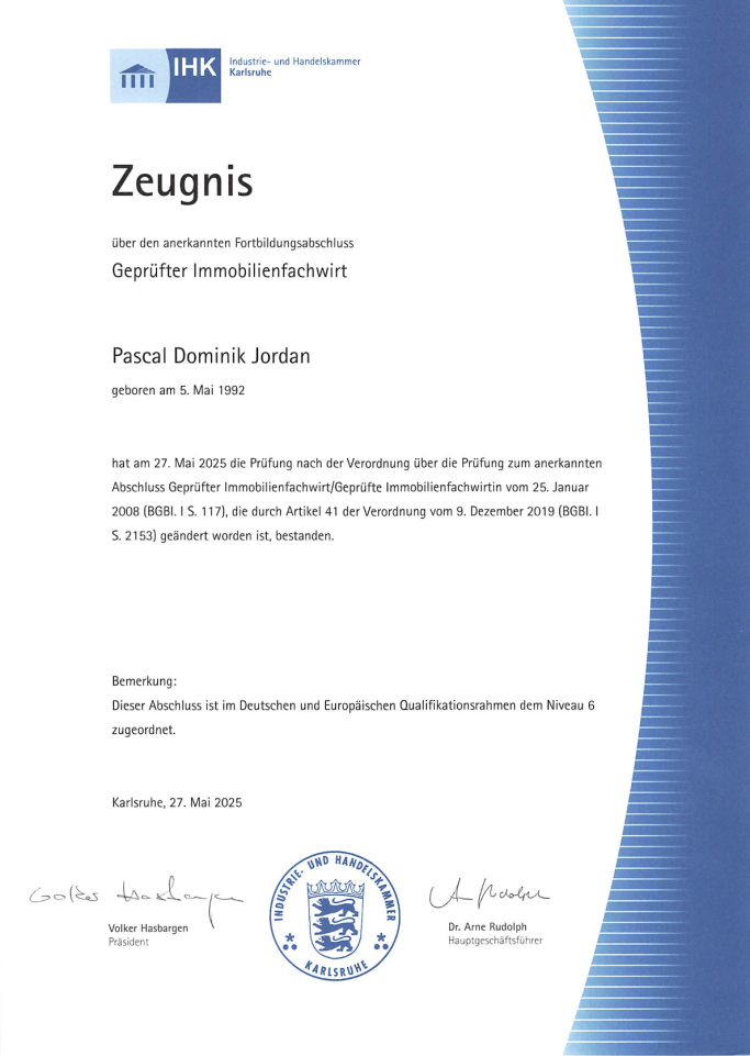 Zeugnis der IHK Karlsruhe für Pascal Jordan zum Geprüften Immobilienfachwirt (IHK).